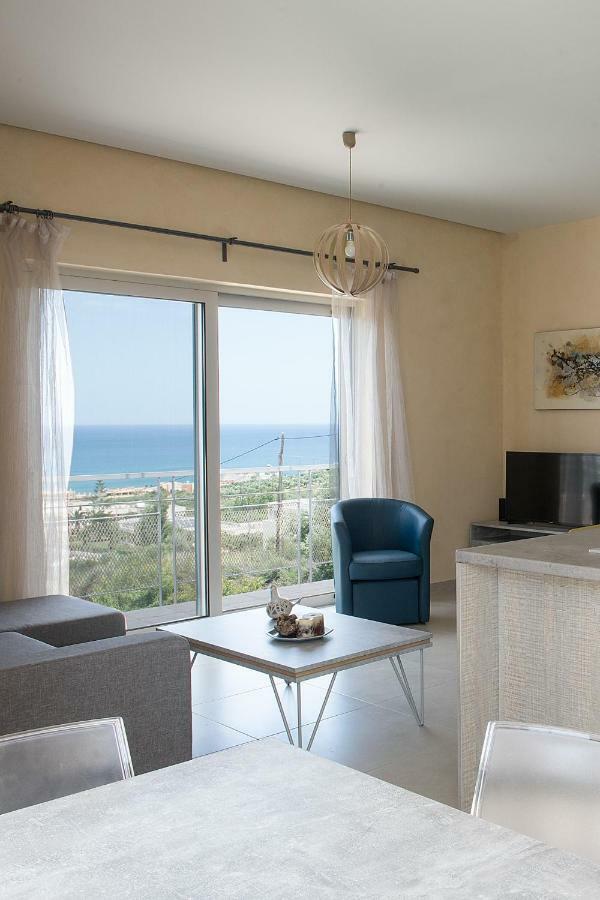 Pantanassa Villa Thalia Agia Marina Esterno foto